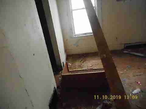 12090 Roselawn (45)_m.jpg